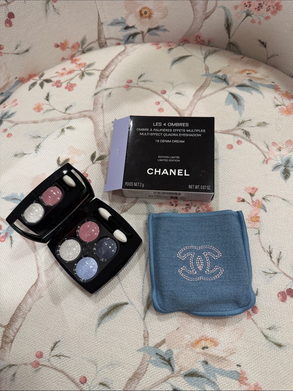Brand new in box viral CHANEL Les 4 Ombres Quad Eyeshadow - Picture 2 of 3